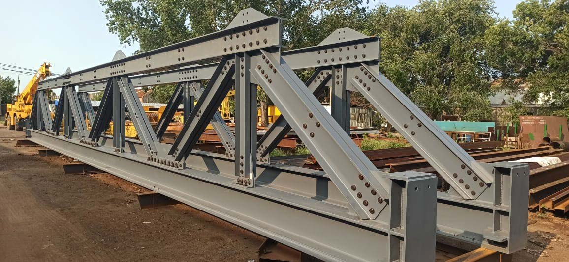 Ingeniería y construcción y ensamble vigas porta grúas laminador continuo Siderca Campana