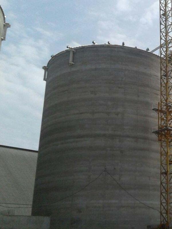 Ingenieria construccion y montaje ampliacion Puerto Renov