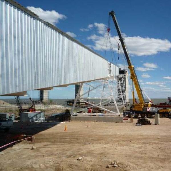 Ingenieria, Construccion y Montaje Puerto Dreyfuss Bahia Blanca