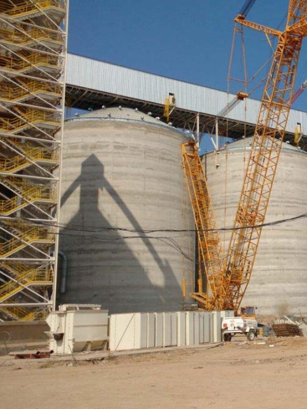 Ingeniería construcción y montaje puerto renovar 1000 ton